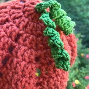 Beautiful Handmade hats, great for Halloween 🎃